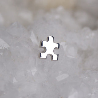 junipurr jewelry jewellery push pin threadless puh fir piercing jewellery 14k white gold jigsaw puzzle piece earring