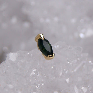 White Gold JUNIPURR JEWELRY MARQUIS MOSS - 14k Gold Threadless End MOSS AGATE PIERCING EARRING MARQUISE CUT PRONG SET GEM