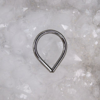 Apex Niobium Odhran Ring