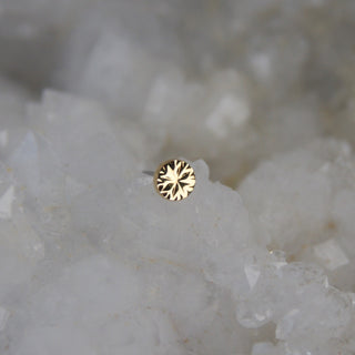Junipurr Jewelry Engraved Disk - 14k Gold Textured Threadless End