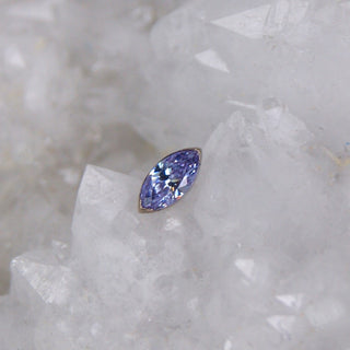 ANATOMETAL anato threadless body jewellery white 18k gold with purple lavender cz gem push fit threadless piercings