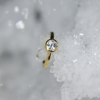 18k gold bezel set rook ring