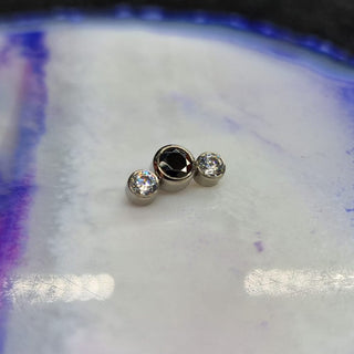 Industrial Strength 3 Gem Cluster White/black