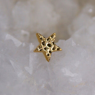 junipurr jewellery hammered textured star attachment in threadless push fit for piercing lovers. star earrings with sparkle glitter effect. 14k white gold yellow