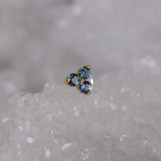 anatometal trio blue sapphire genuine gemstone threadless push fit attachment in 18k yellow gold